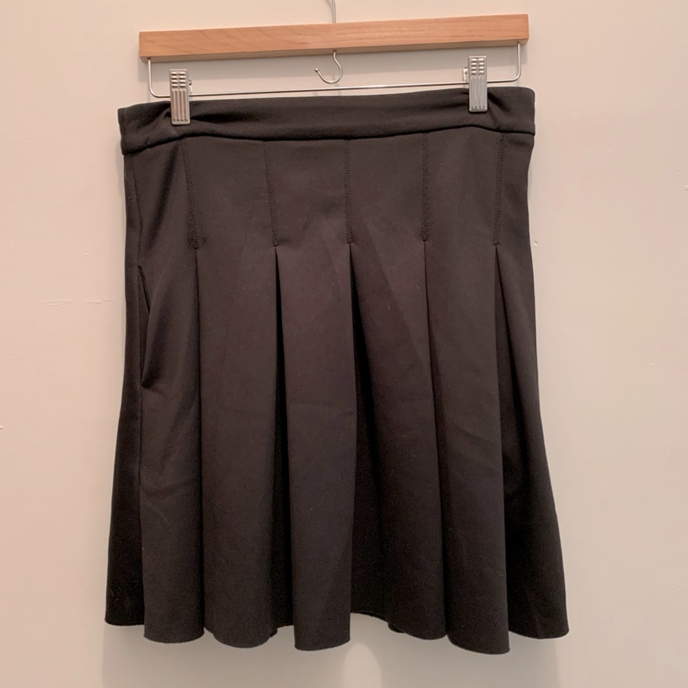 Black Pleated Unif Skirt